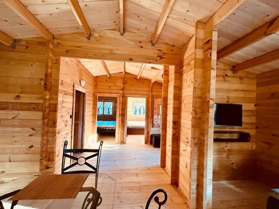 Chalet Bois Jacuzzi Bessan Exterior photo
